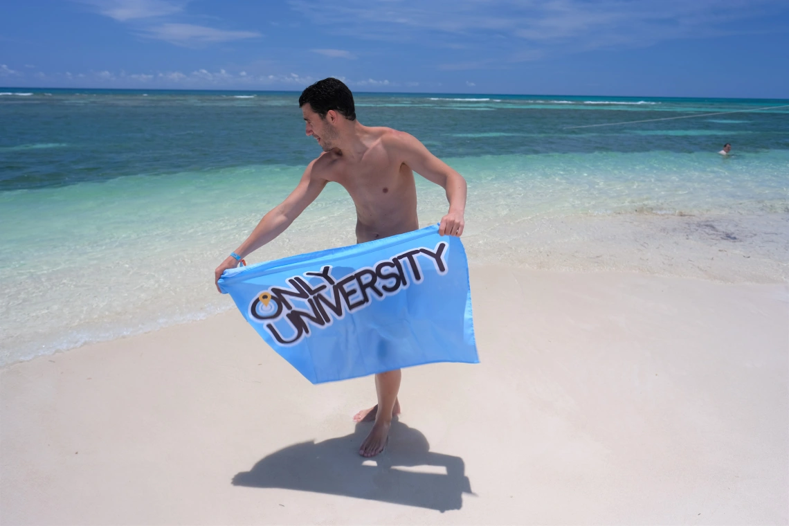 Viaje de fin de carrera con Only University
