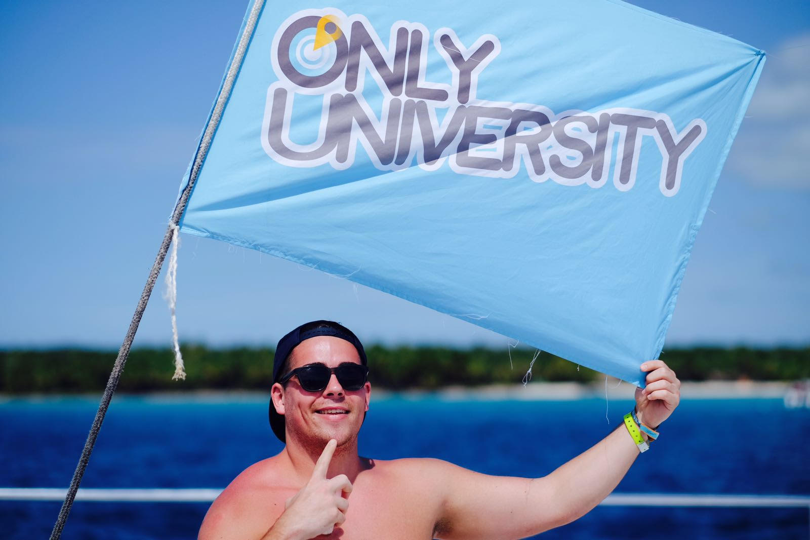 Experiencia Only University